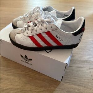 Adidas Kids Gazelle Sneakers Hello Kitty - White, Red, and Black